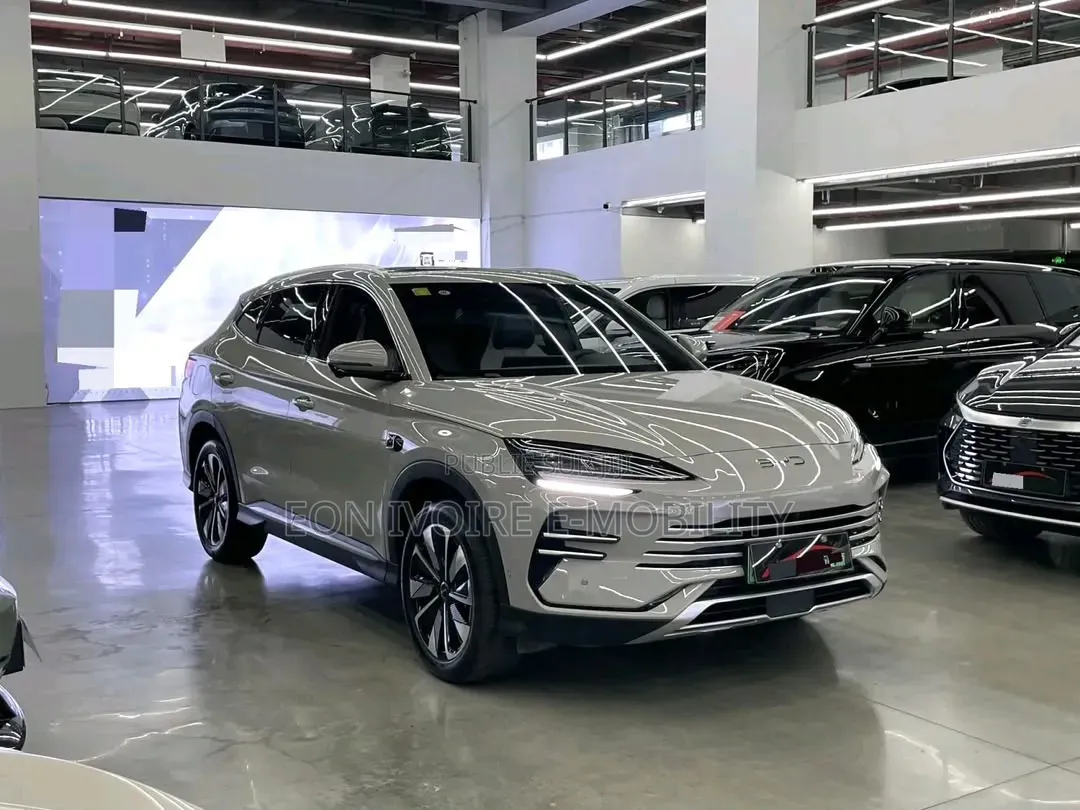 BYD Song Plus 1.5 CVT Hybrid AWD 2024 Beige
