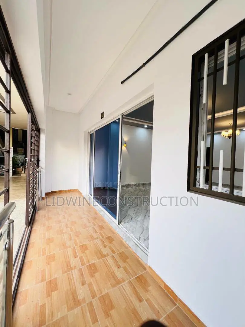 2chbre Appartement dans Bingerville à Vendre