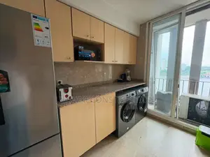 Meublé 3chbre Appartement dans Le Plateau à Louer