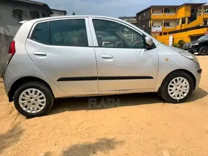 Hyundai I10 2010 Argenté