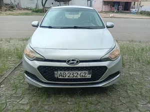 Hyundai i20 2017 Gris