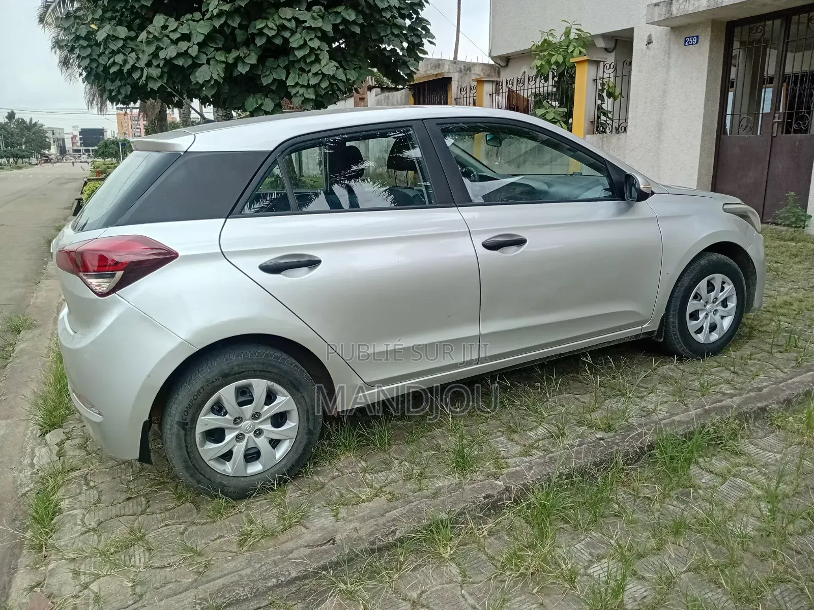 Hyundai i20 2017 Gris