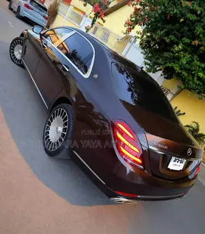 Mercedes-Benz Maybach 2023 Autre