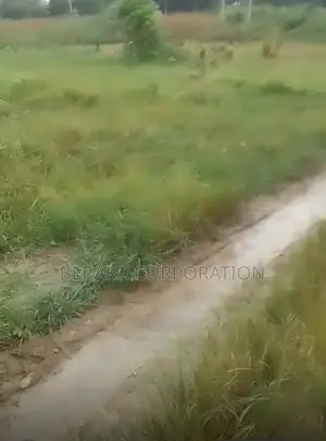 URGENCE À AZAGUIÉ GARE ! 2 Terrains Collés De 400 M2 Chacun Doc