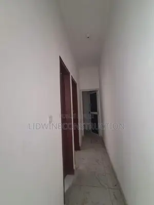Meublé 4chbre Appartement dans Bingerville à Vendre