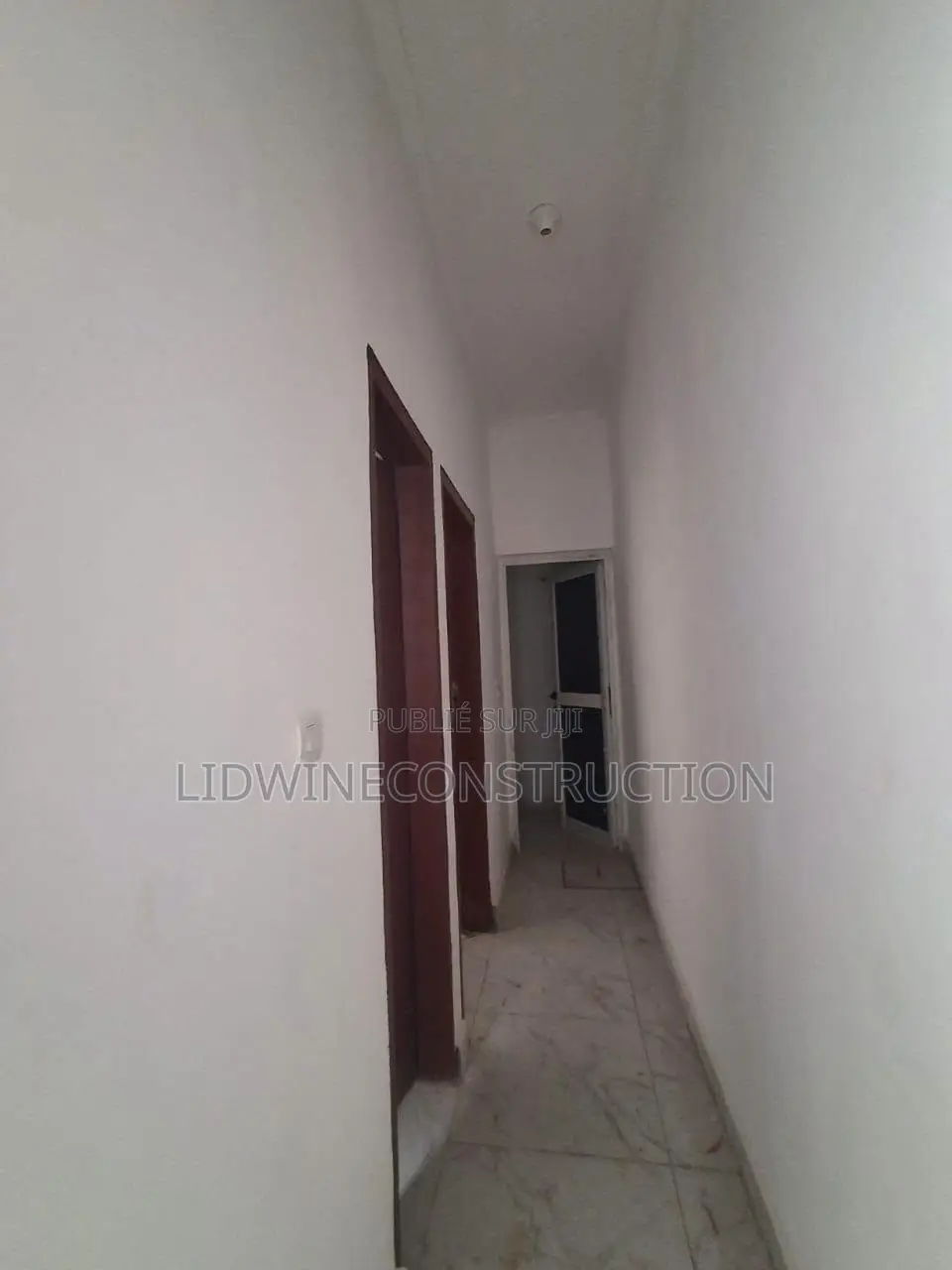 Meublé 4chbre Appartement dans Bingerville à Vendre