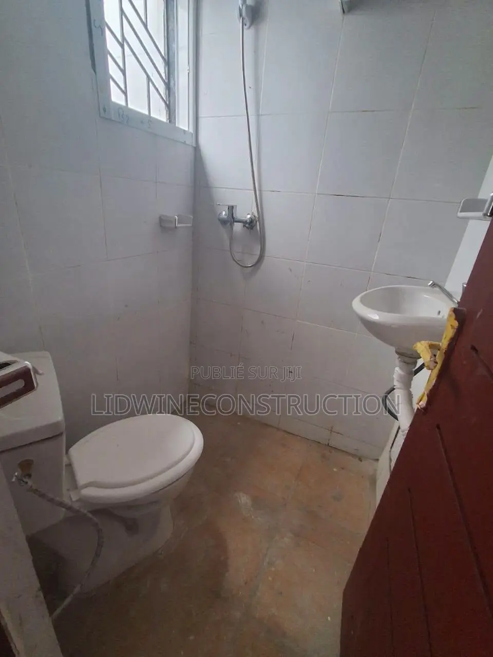 Meublé 4chbre Appartement dans Bingerville à Vendre