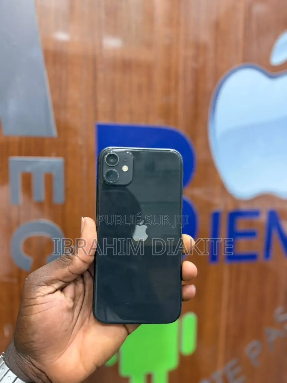 Apple iPhone 11 64 GB Noir
