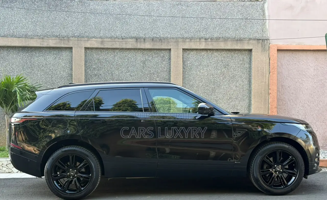 Land Rover Range Rover Velar R-Dynamic S 2022 Noir
