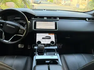Land Rover Range Rover Velar R-Dynamic S 2022 Noir