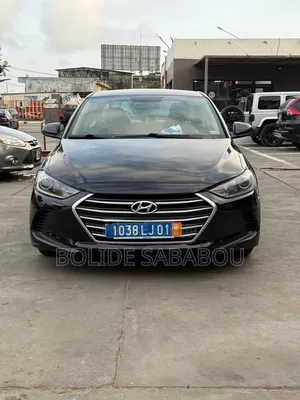 Hyundai Elantra 2018 Noir
