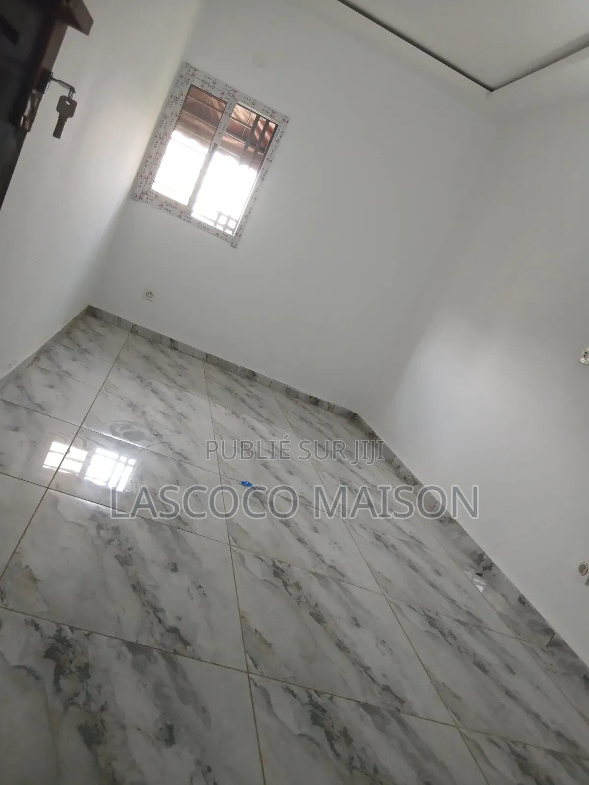 3chbre Appartement dans Lascoco Maison, Cocody à Louer
