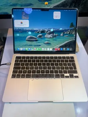 Nouveau Apple MacBook Air 2024 M3 16GB Apple M3 SSD 256GB
