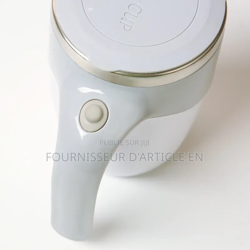 Tasse Magnétique Rotative Portable en Acier