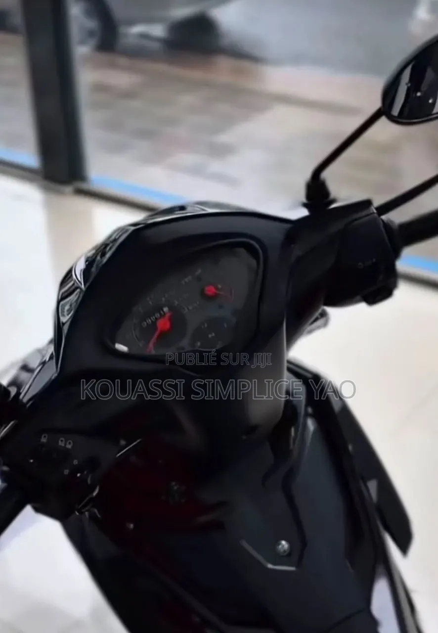 Nouveau TVS Apache RTR 160 2V 2026 Noir