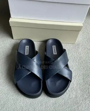Mules Croisées en Cuir Marron