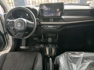 Nouveau Suzuki Swift 2025 Bleu