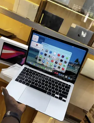 Nouveau Apple MacBook Air 2024 M3 32GB Apple M3 Max HDD+SSD 1T