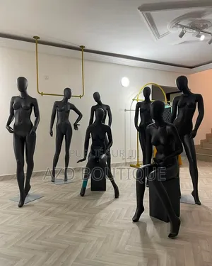 Mannequin De Haute Qualité (Arrêté Ou Assis)