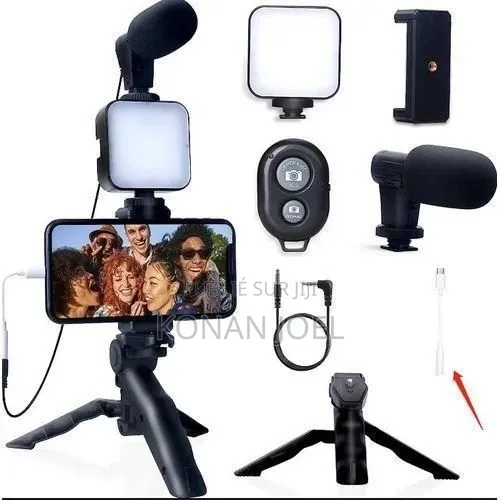 Kit Vlogging 4 en 1 – Micro +  LED + Trépied + Télécommande
💰 Prix
