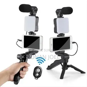 Kit Vlogging 4 en 1 – Micro +  LED + Trépied + Télécommande
💰 Prix