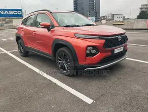 Nouveau Toyota Starlet 2025 Orange