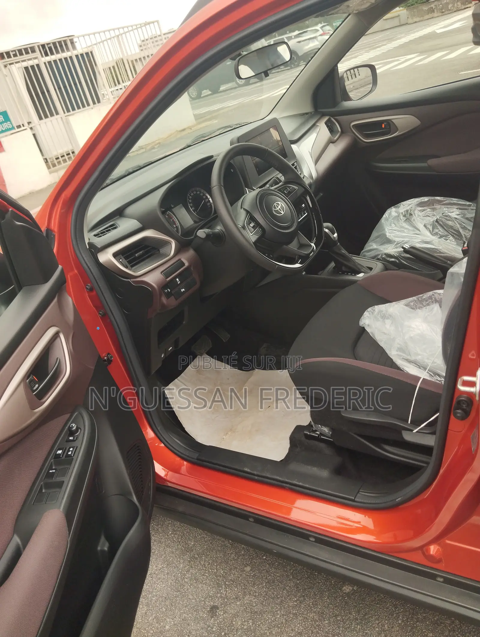 Nouveau Toyota Starlet 2025 Orange