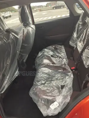 Nouveau Toyota Starlet 2025 Orange