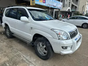 Toyota Land Cruiser 2005 Blanc