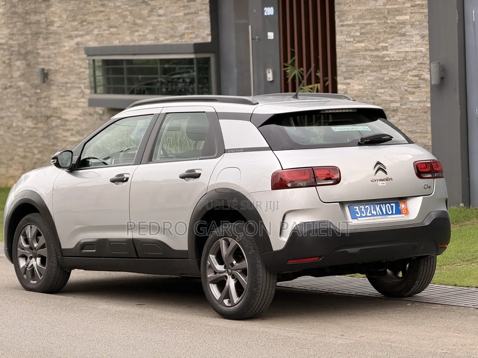 Citroen C4 2021 Gris