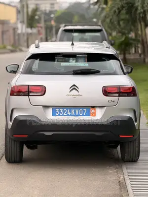 Citroen C4 2021 Gris
