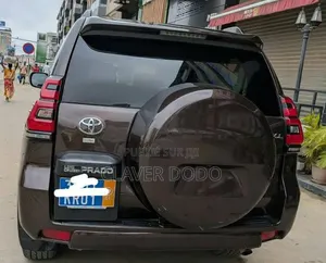Toyota Land Cruiser Prado 2021 Noir