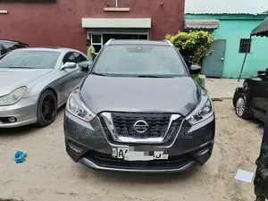 Nissan Kicks 2020 Gris