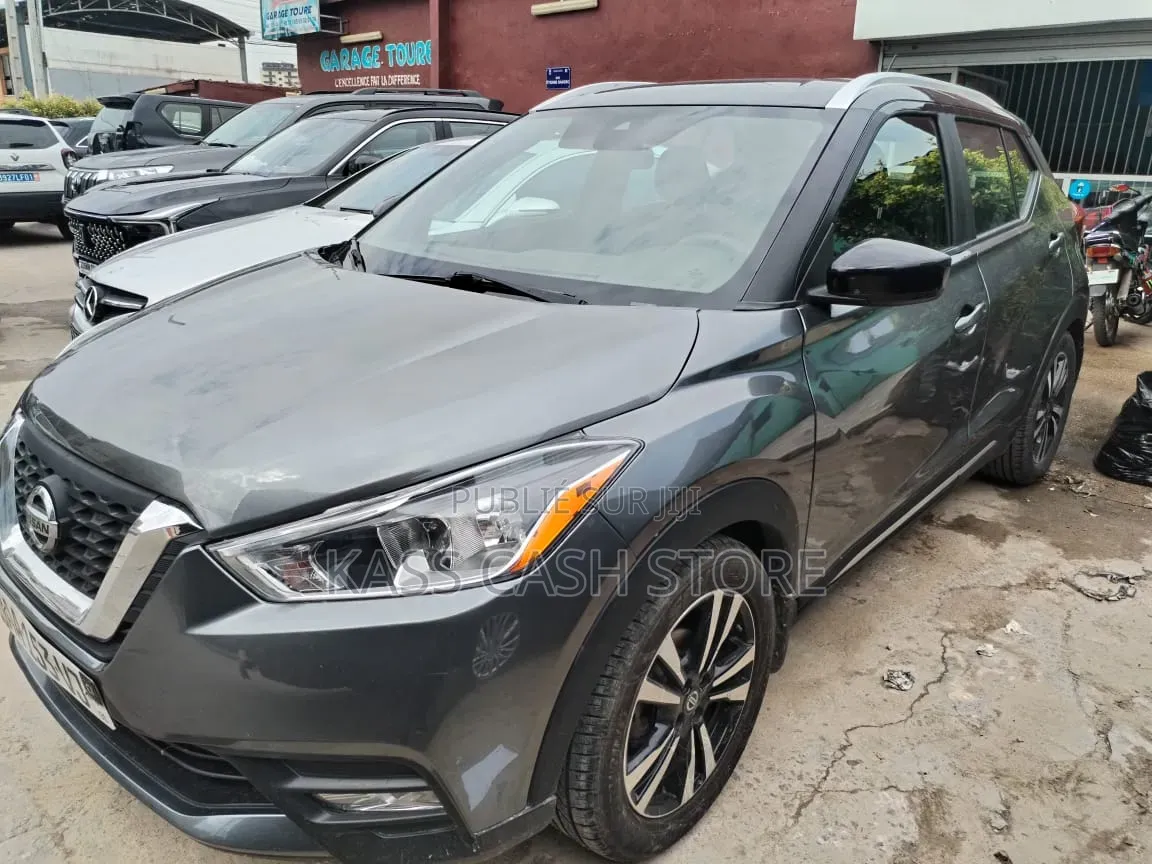 Nissan Kicks 2020 Gris