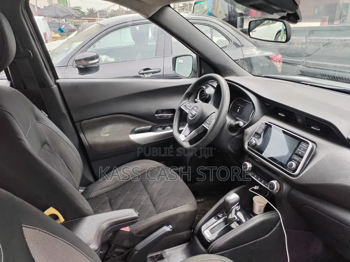 Nissan Kicks 2020 Gris