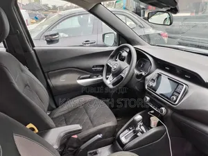 Nissan Kicks 2020 Gris