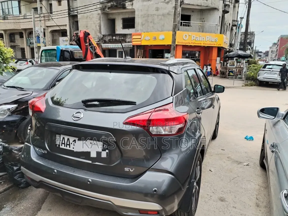 Nissan Kicks 2020 Gris