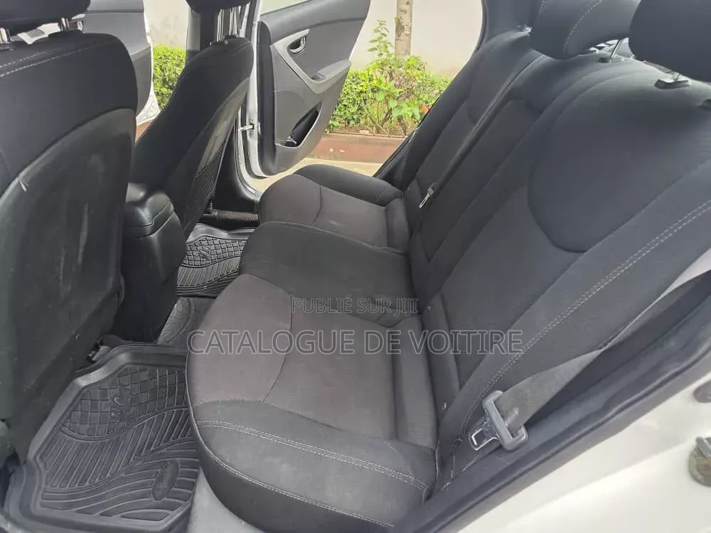 Hyundai Elantra 2016 Blanc