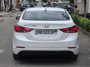 Hyundai Elantra 2016 Blanc