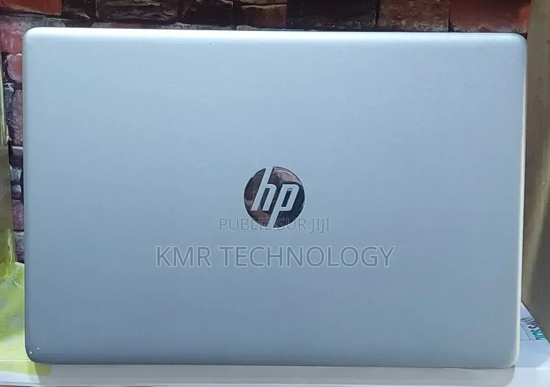 Ordinateur portable HP EliteBook 840 G8 16GB Intel Core i7 SSD 512GB