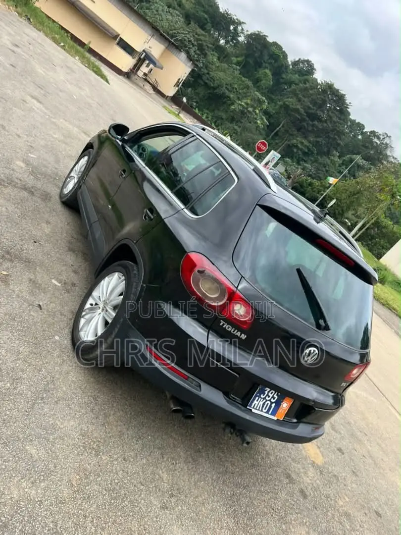 Volkswagen Golf 2010 Noir