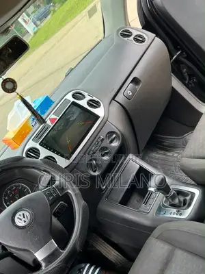Volkswagen Golf 2010 Noir