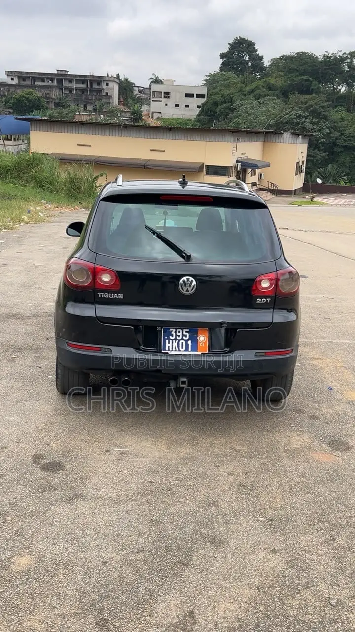 Volkswagen Golf 2010 Noir