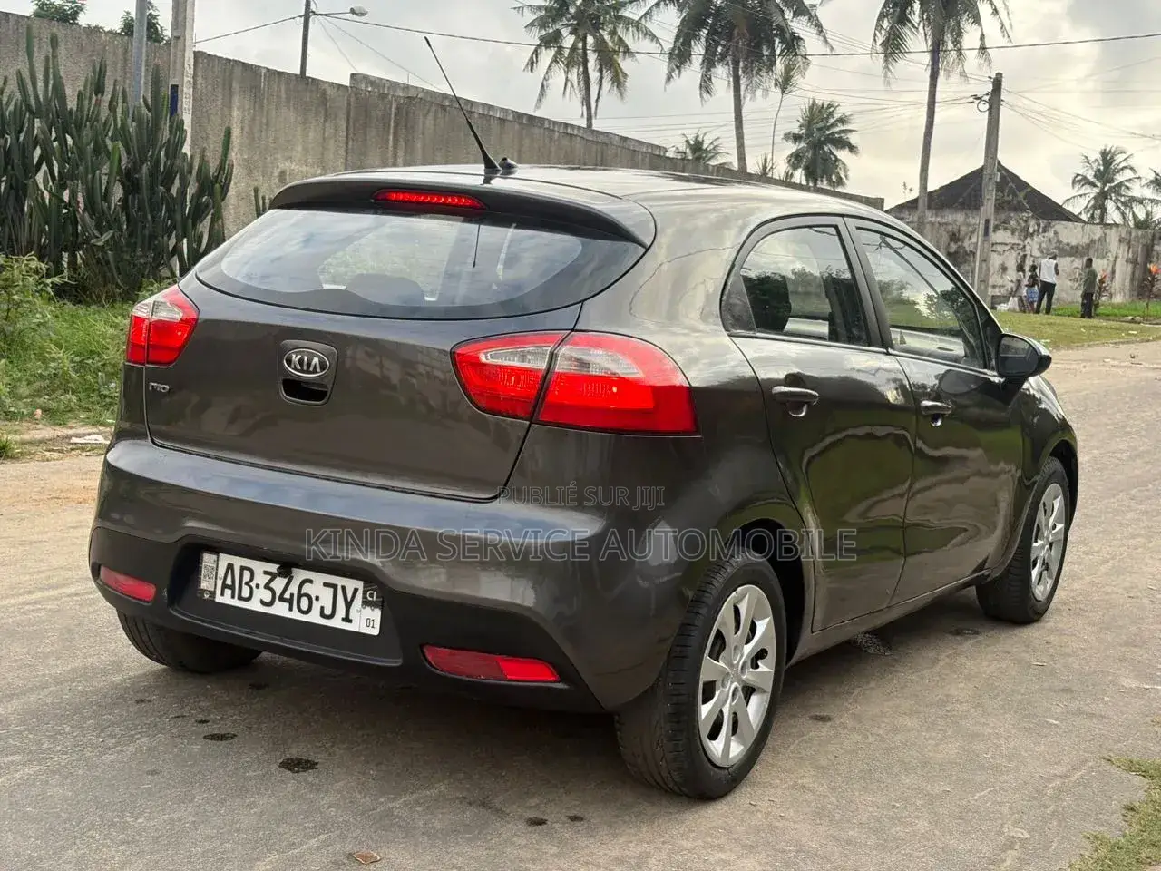 Kia Rio 2016 Gris