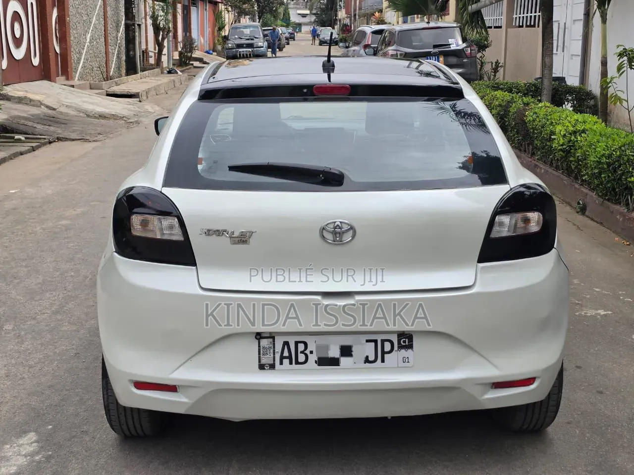 Toyota Starlet 2022 Blanc cassé