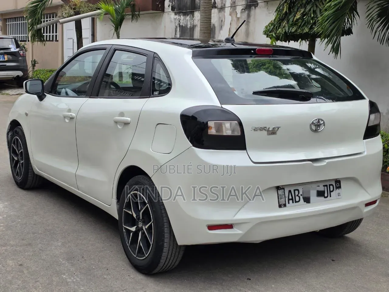 Toyota Starlet 2022 Blanc cassé