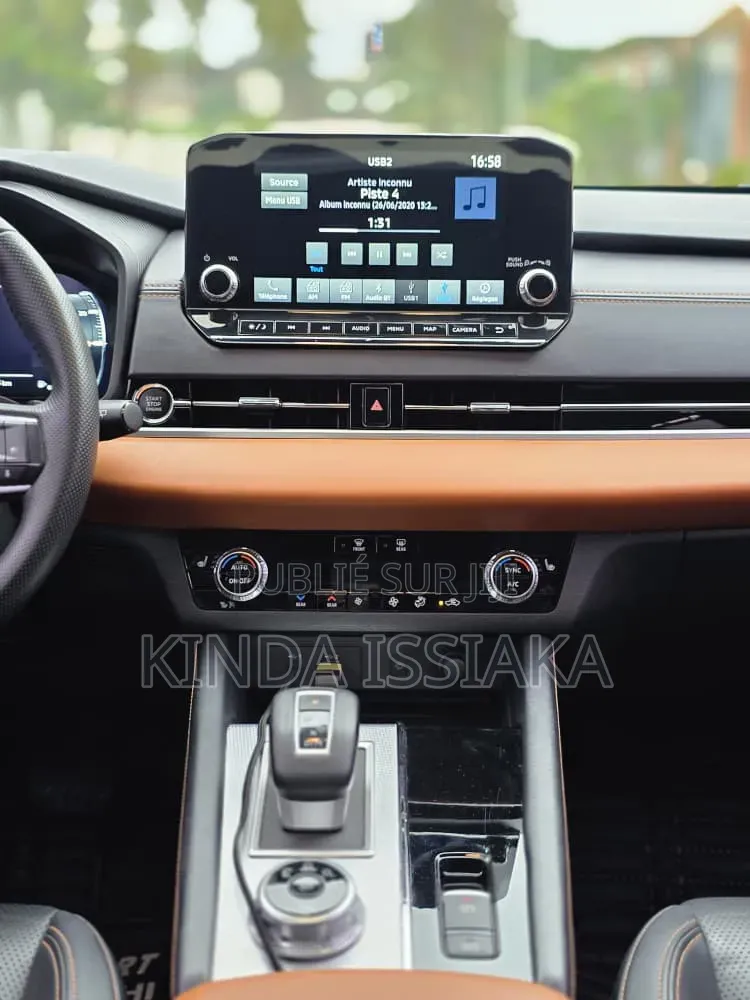 Mitsubishi Outlander 2025 Gris