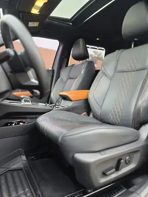 Mitsubishi Outlander 2025 Gris