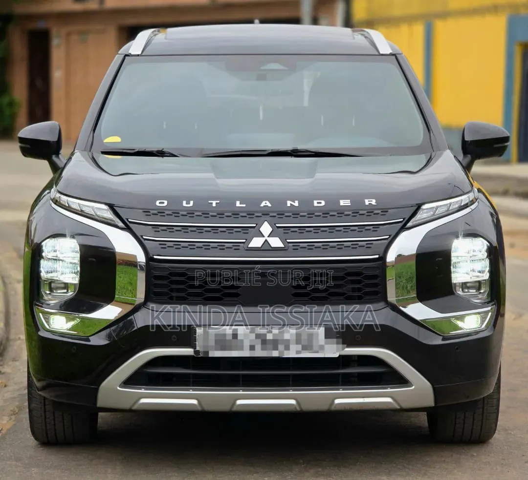 Mitsubishi Outlander 2025 Gris