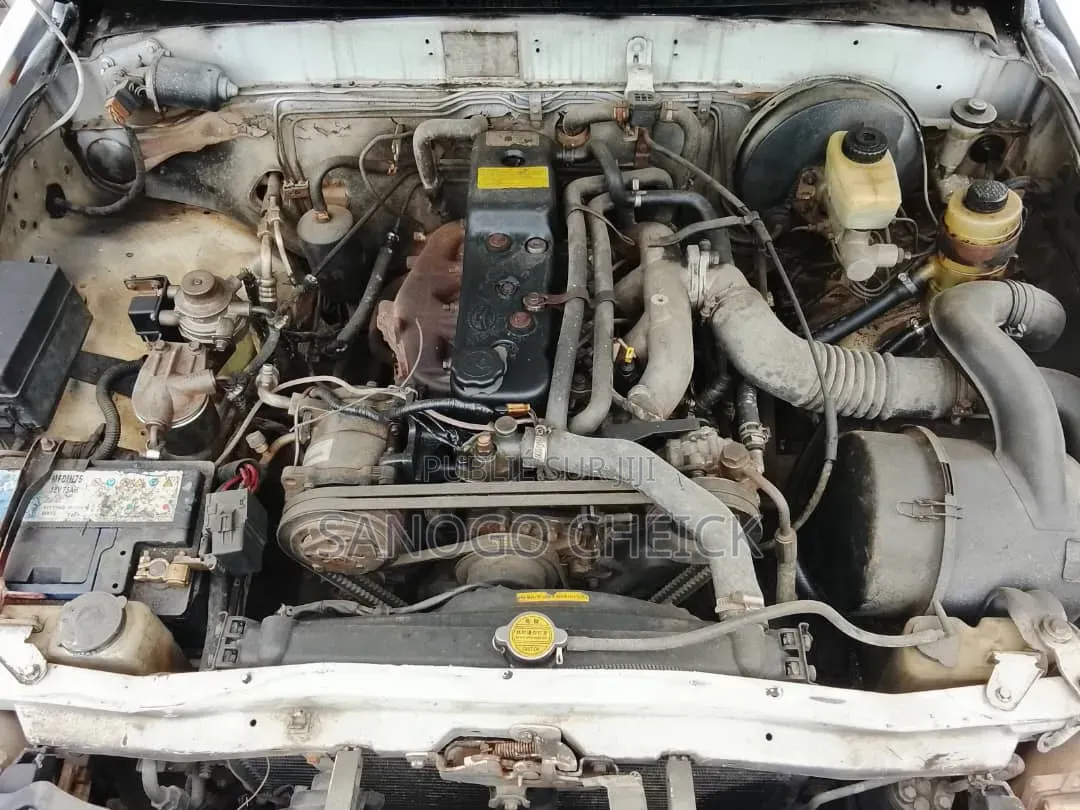 Mazda BT-50 2003 Blanc